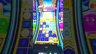 Power Pig keeps delivering bonuses #slotmachine #casino #jackpot #shorts