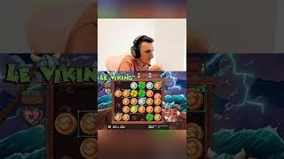 Заносы недели в Le Viking игрок Нави словил золотой клевер #казино #занос #слоты #shorts