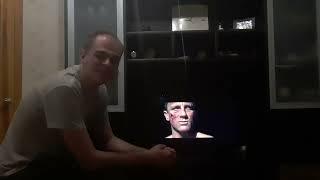 Смотрю Казино рояль Ле шифр Пытает бонда