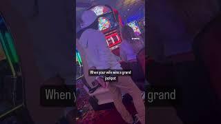 SHE WON THE GRAND JACKPOT in Las Vegas! 