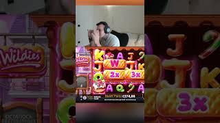 Игрок нави словил заносик в прагматике Вилдос #казино #занос #слоты #shorts
