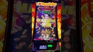 Max Bet = MASSIVE Win on Prosperity Link Slot!