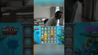Заносы недели в Razor Returns игрок Нави словил х10 на 500 #казино #занос #слоты #shorts #melstroy
