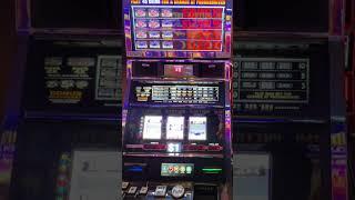 This is why you should MAX BET! 