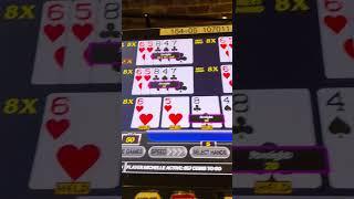 Ultimate X takes me for a ride with a straight dealt on 5 hands! #poker #videopoker #casino #vegas