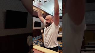 ПОМОГ НЕЗНАКОМЦУ ОТЫГРАТЬСЯ В КАЗИНО  | ЛОРД ТРЕПУТИН